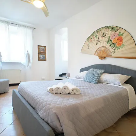 Cavour La Citta Vecchia Appartement